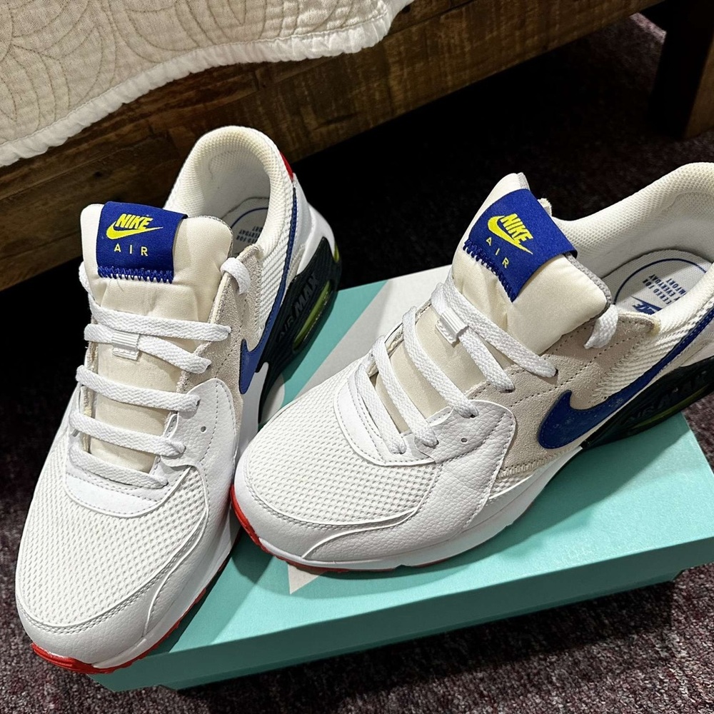 📍📍NIKE MEN’S AIR MAX EXCEE SNEAKERS📍📍